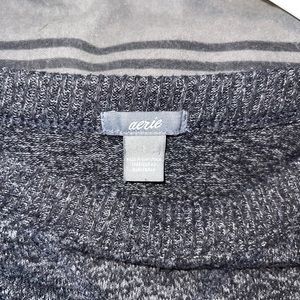 Aerie long sleeved sweater, size small